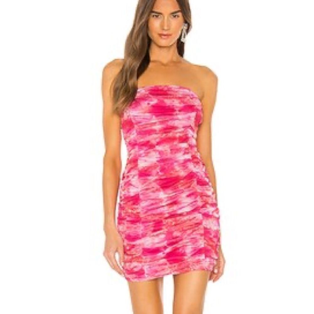 Superdown Ivanna ruched strapless bodycon mini dress.Pink & white tie-dye. Sz M